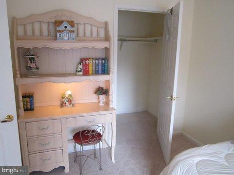 942 Riversedge Circle Annapolis, MD 21401 - Photo 13 of 27 2nd bedroom
