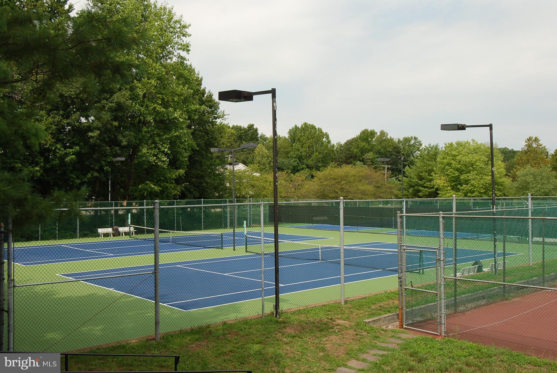 942 Riversedge Circle Annapolis, MD 21401 - Photo 26 of 27 Community tennis courts