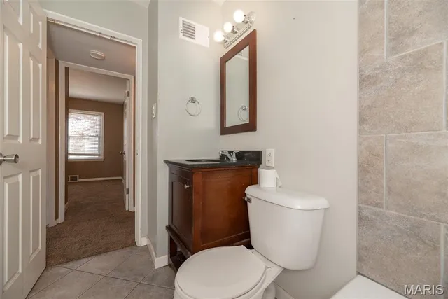 $115,000 | 45 La Venta Drive, Florissant, MO 63031