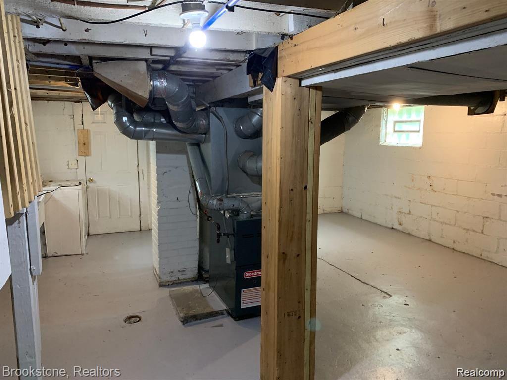 85 West Rundell Street Pontiac, MI 48342 - Photo 12 of 14 Gallery Image 12