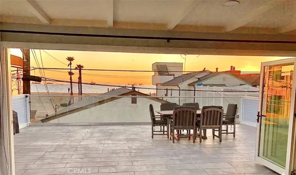 $5,888,888 | 1216 Ocean Seal Beach, Seal Beach, CA 90740