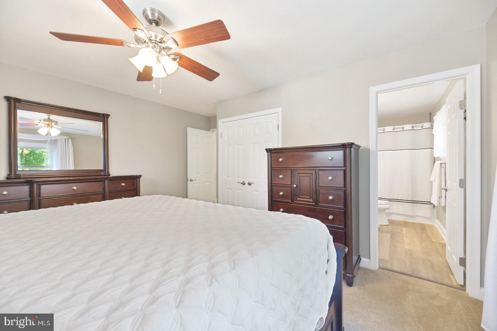 600 Williamsburg Road Sterling, VA 20164 - Photo 15 of 40 Owner's Suite