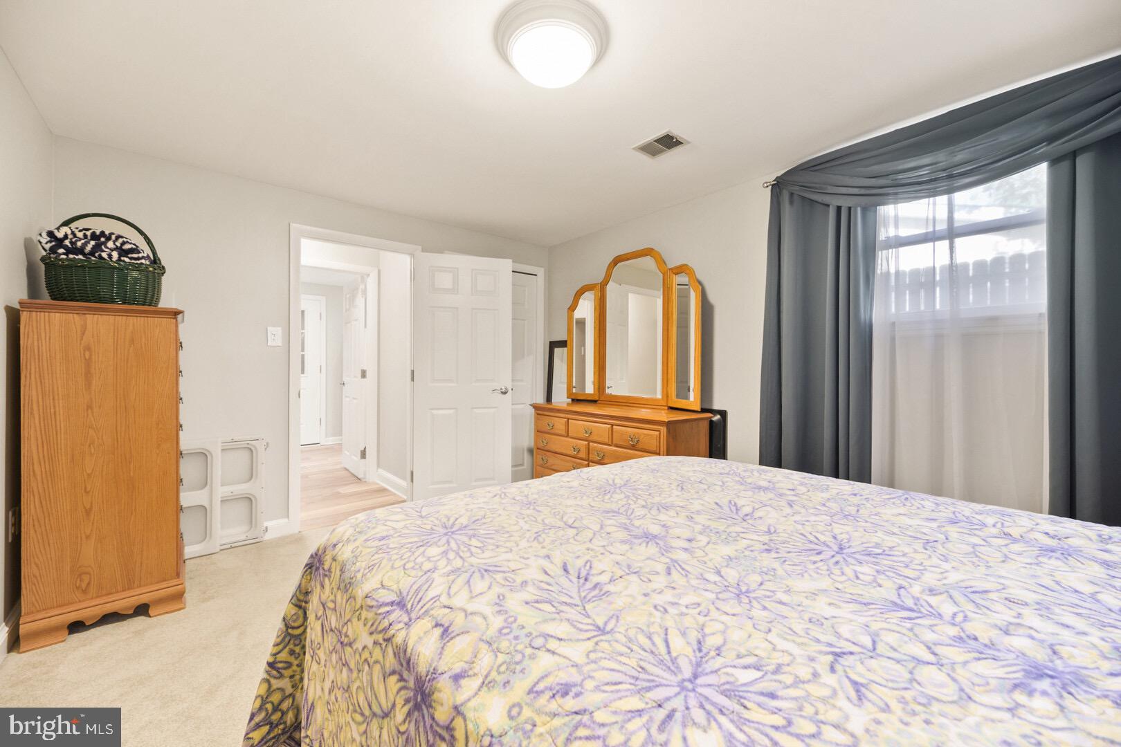 600 Williamsburg Road Sterling, VA 20164 - Photo 27 of 40 4th Bedroom
