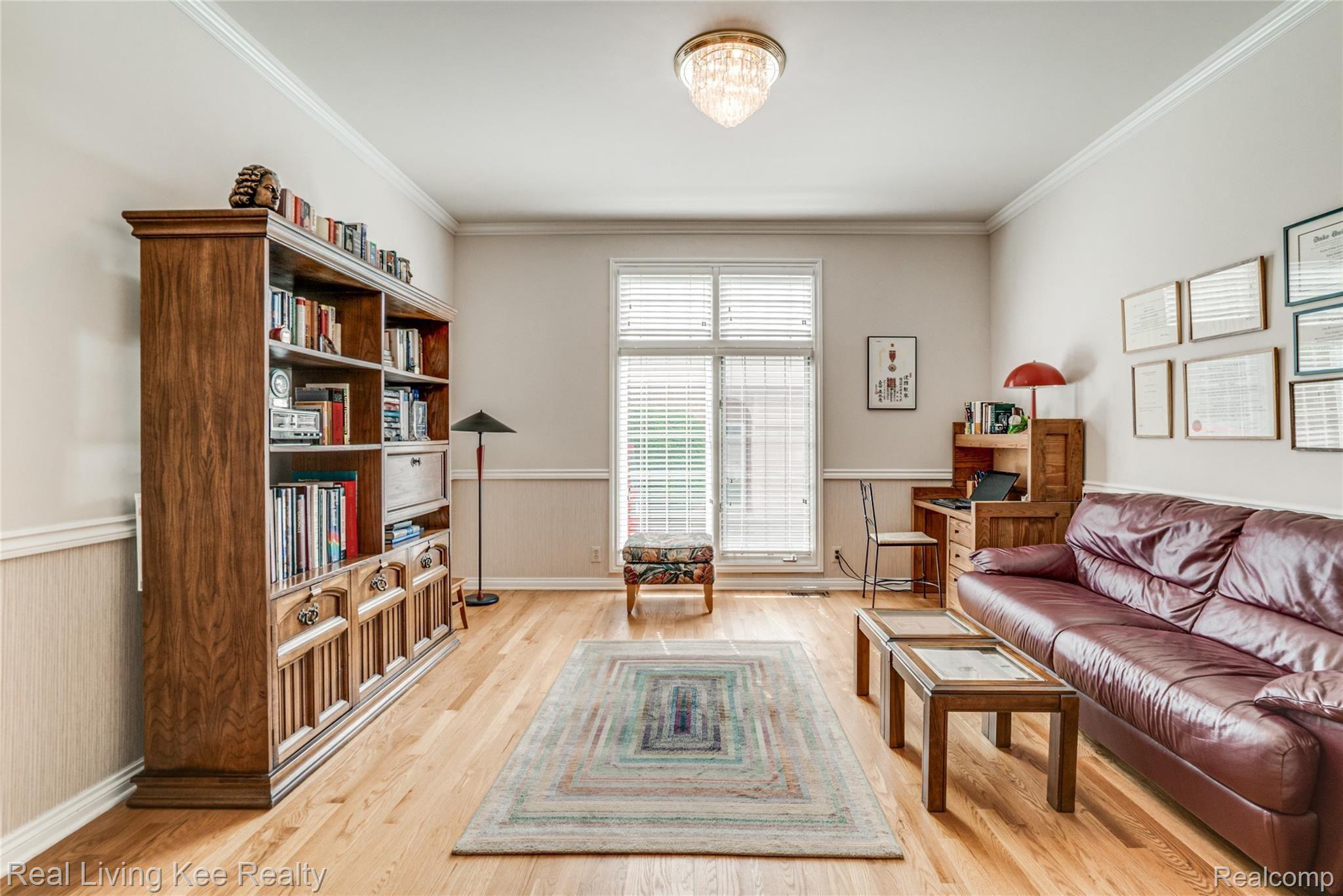 3655 Cedar Shake Drive Rochester, MI 48309 - Photo 23 of 71 Interiors (11 of 59).jpg