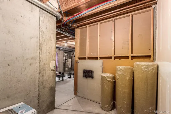 a view of walk in closet