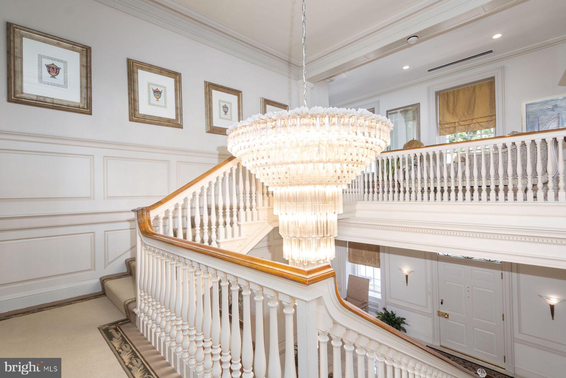 1035 Wright Drive Huntingdon Valley, PA 19006 - Photo 23 of 50 a view of a hallway with a tv