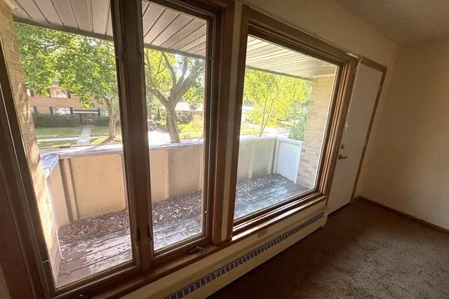 $1,475 | 2406 Fremont Avenue, Madison, WI 53704