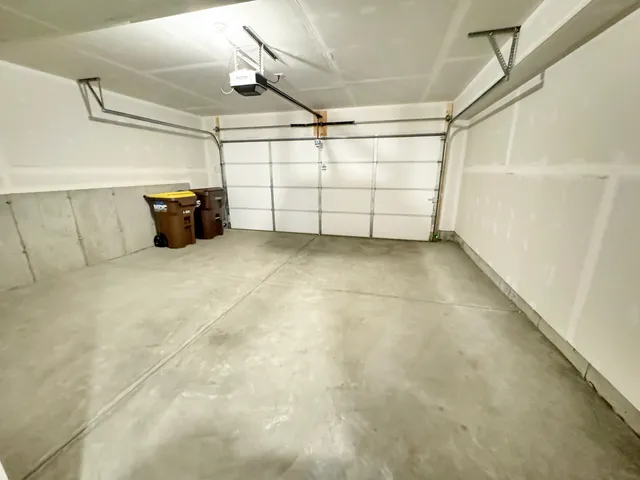 $2,450 | 2241 Sassafras Way, Unit F, Wonder Lake, IL 60097