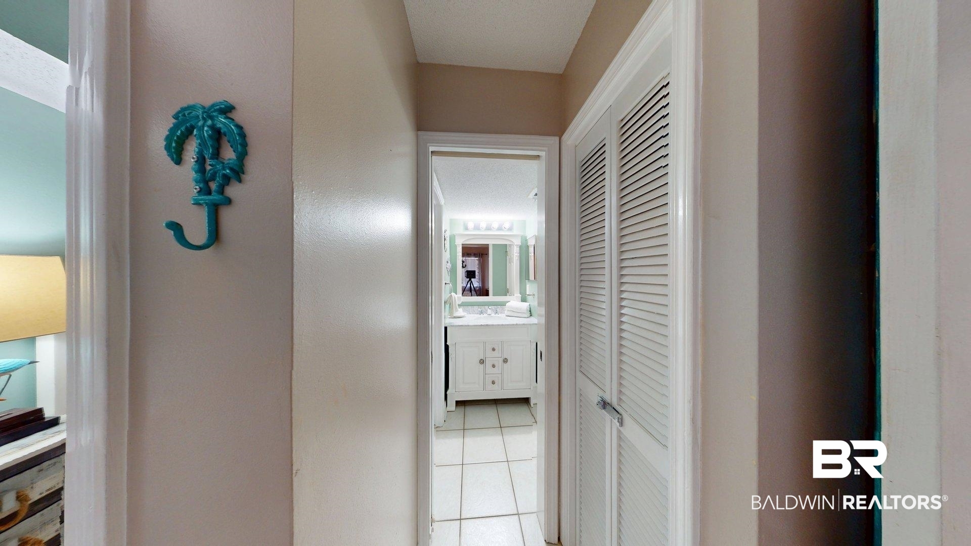 645 Plantation Road, Unit 6503 Gulf Shores, AL 36542 - Photo 48 of 53 Hall featuring light tile patterned flooring