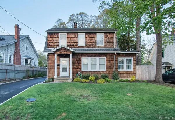 $5,250 | 26 5th Street, Locust Valley, NY 11560