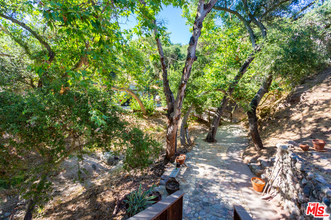 23299 Red Rock Road Topanga, CA 90290 - Photo 12 of 40 Gallery Image 12