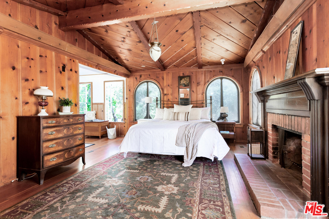 23299 Red Rock Road Topanga, CA 90290 - Photo 15 of 40 Gallery Image 15