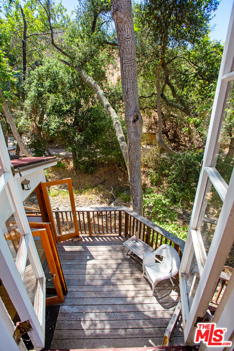 23299 Red Rock Road Topanga, CA 90290 - Photo 17 of 40 Gallery Image 17