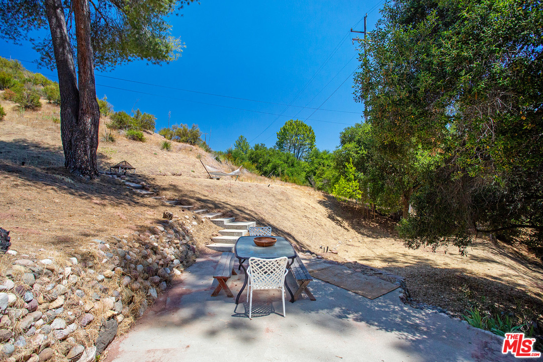 23299 Red Rock Road Topanga, CA 90290 - Photo 30 of 40 Gallery Image 30
