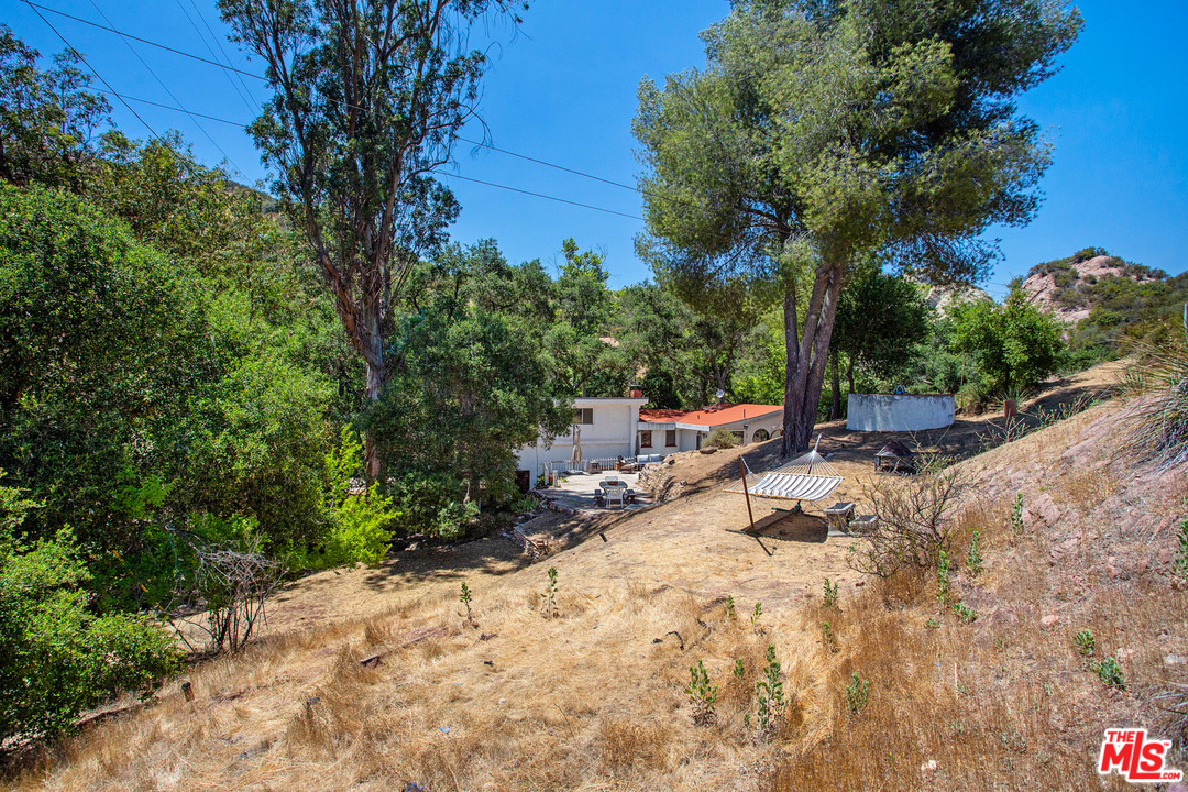 23299 Red Rock Road Topanga, CA 90290 - Photo 33 of 40 Gallery Image 33