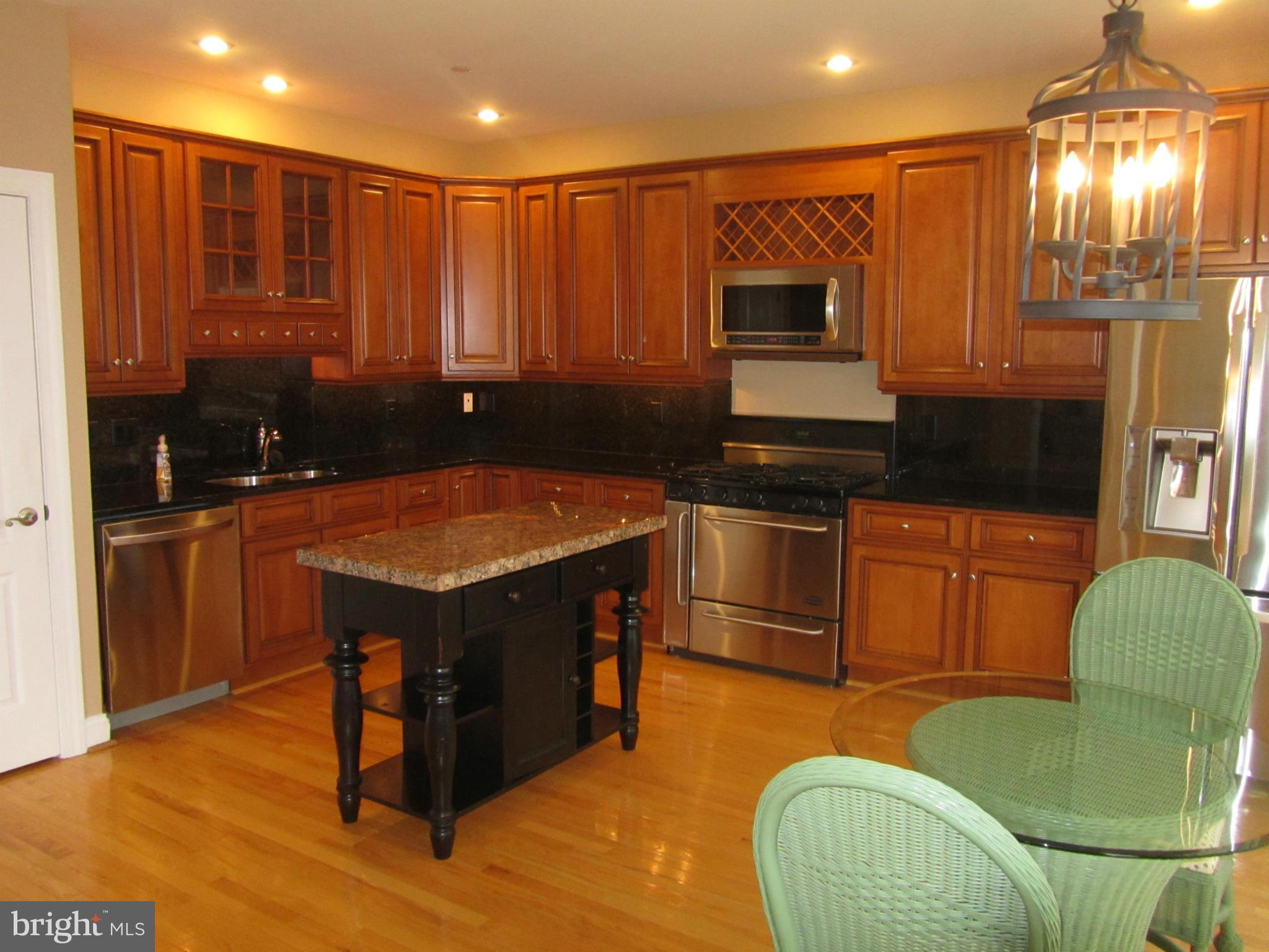 2608 Rockhampton Road Ellicott City, MD 21042 - Photo 11 of 30 Kitchen