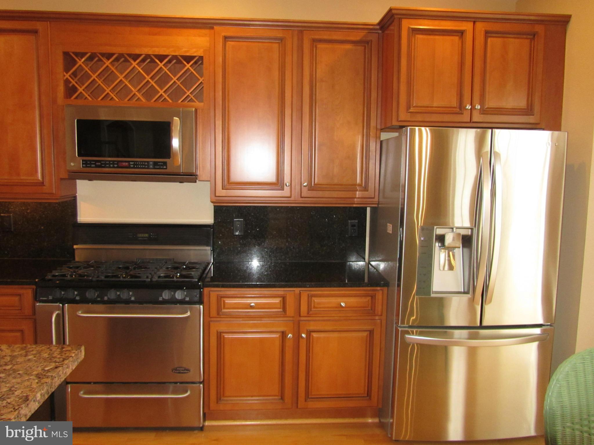 2608 Rockhampton Road Ellicott City, MD 21042 - Photo 13 of 30 Kitchen