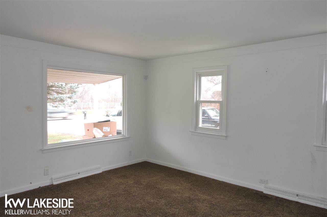 47855 Dequindre Road Rochester Hills, MI 48307 - Photo 13 of 17