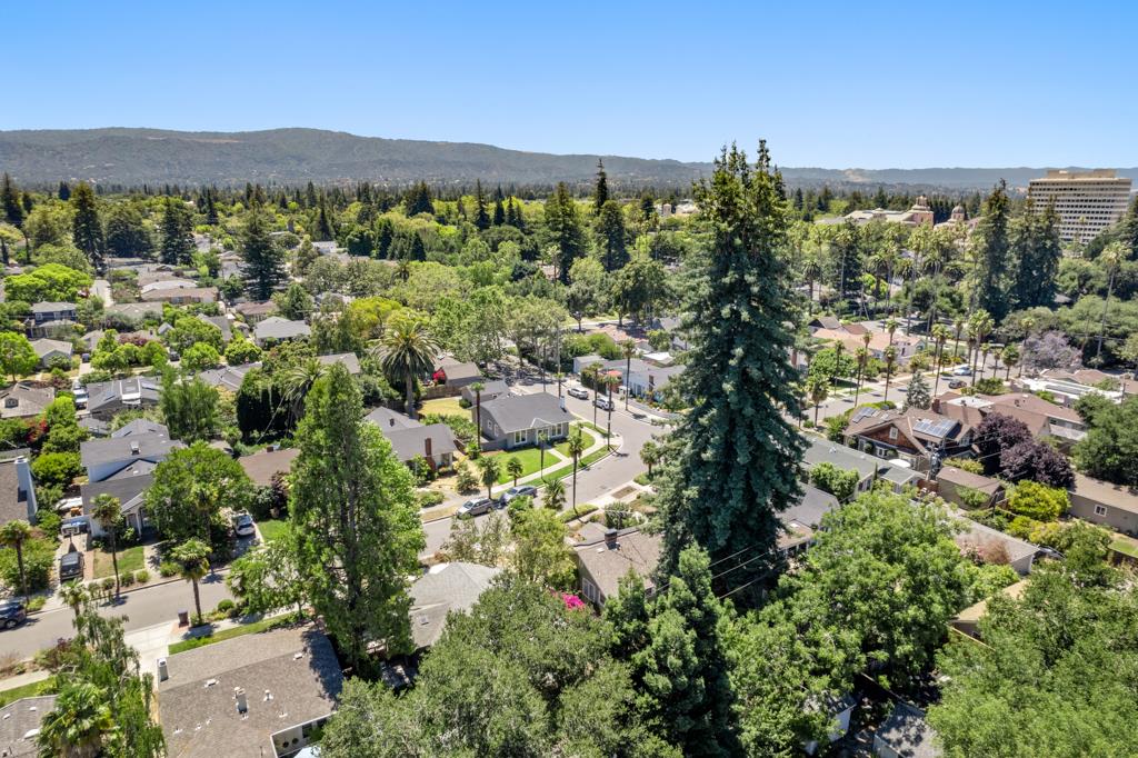 395 Loreto Street Mountain View, CA 94041 - Photo 27 of 28 a view of a city