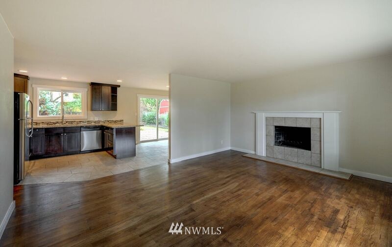 8816 Northeast 187th Street Bothell, WA 98011 - Photo 6 of 15 Gallery Image 6