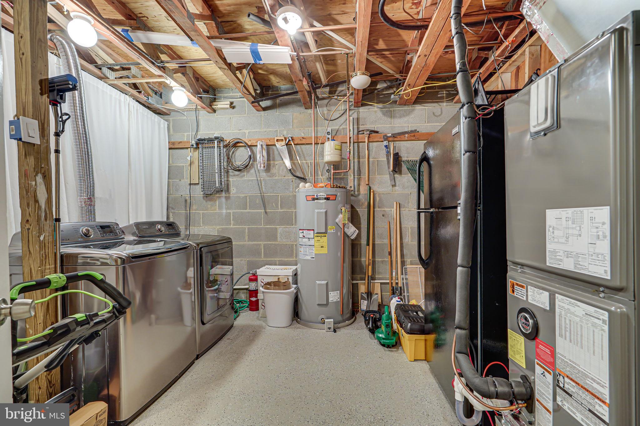 11722 Decade Court Reston, VA 20191 - Photo 28 of 44 Laundry / Utility