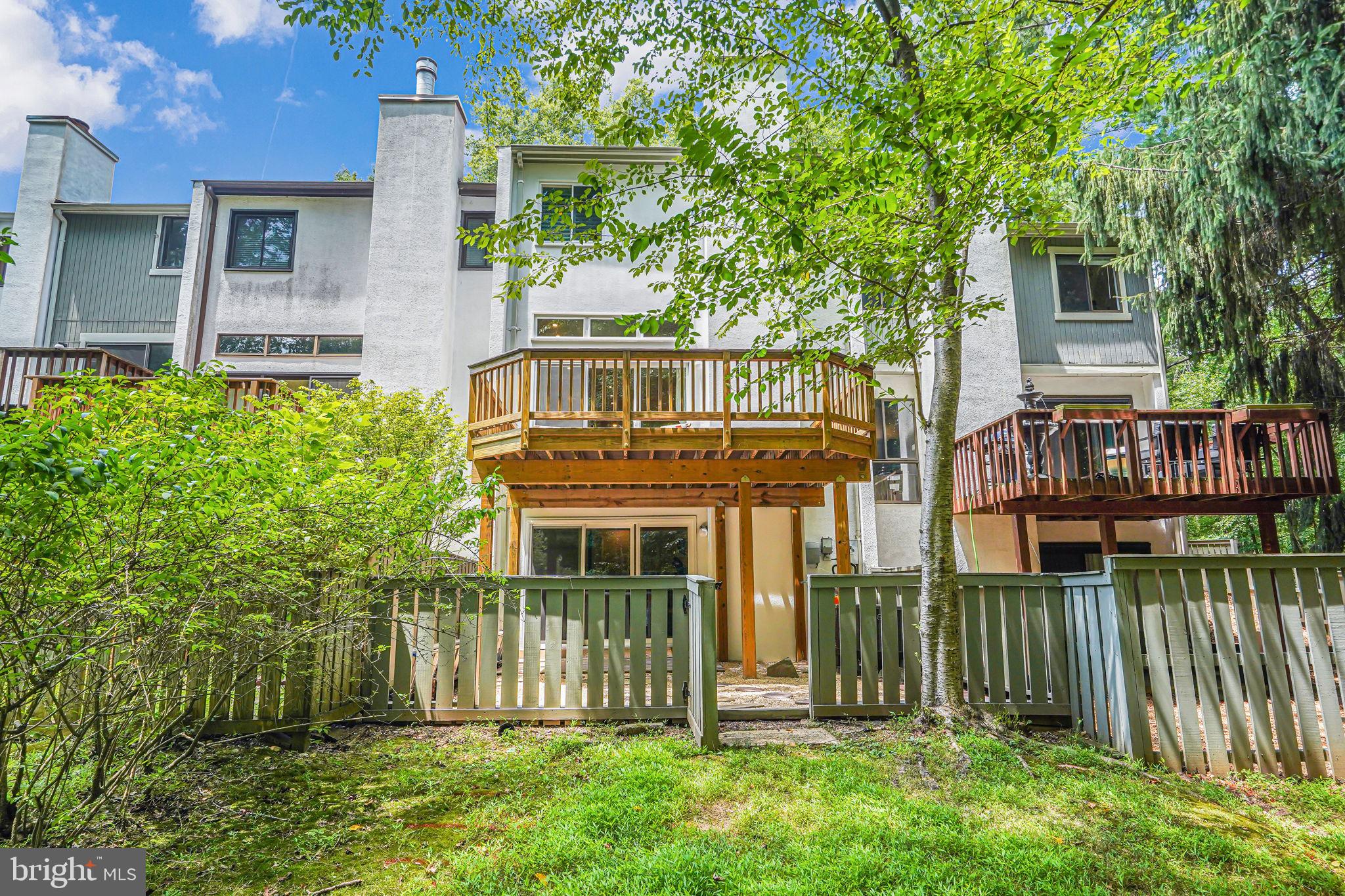 11722 Decade Court Reston, VA 20191 - Photo 34 of 44 Back, fenced yard