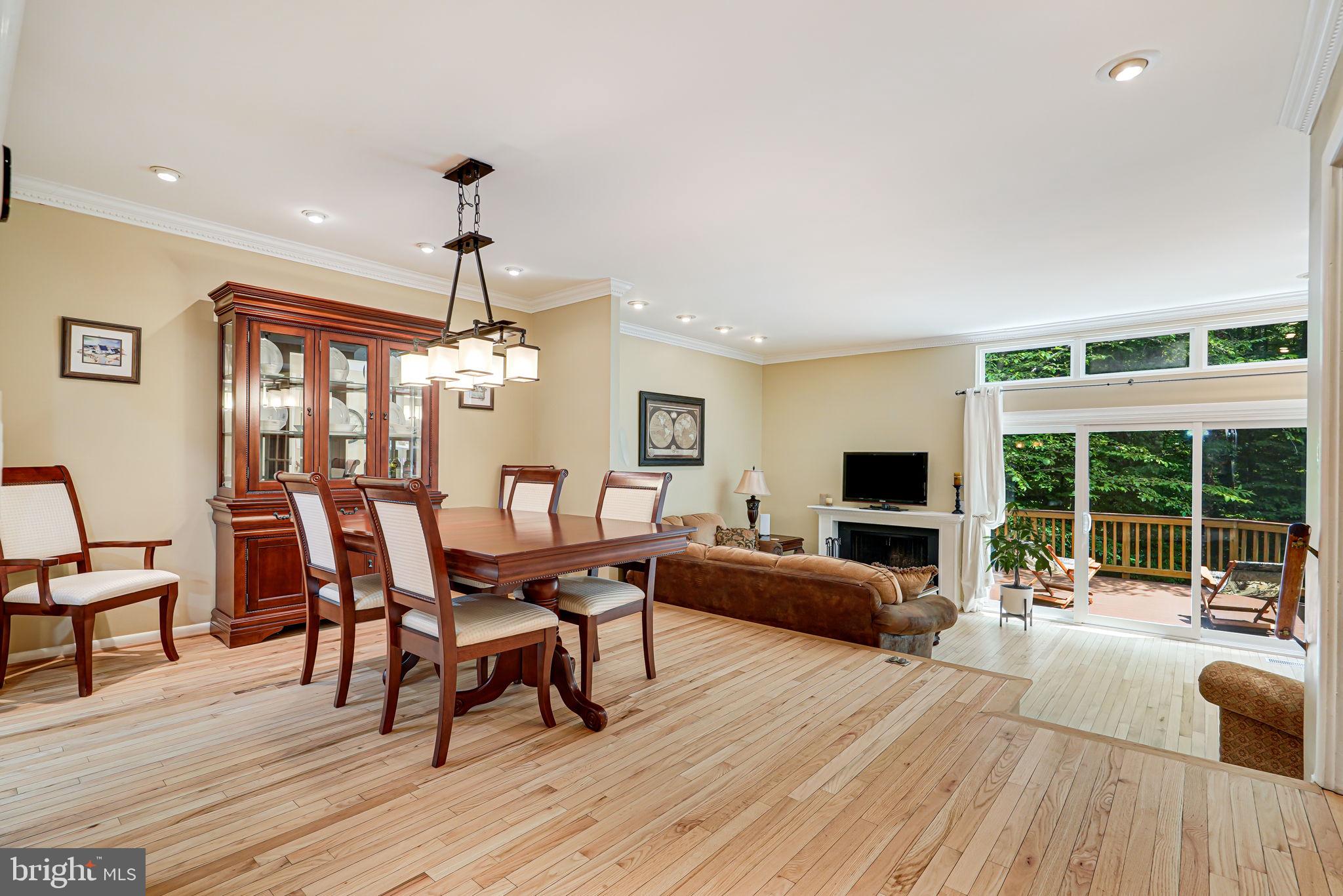 11722 Decade Court Reston, VA 20191 - Photo 8 of 44 Spacious Dining Room