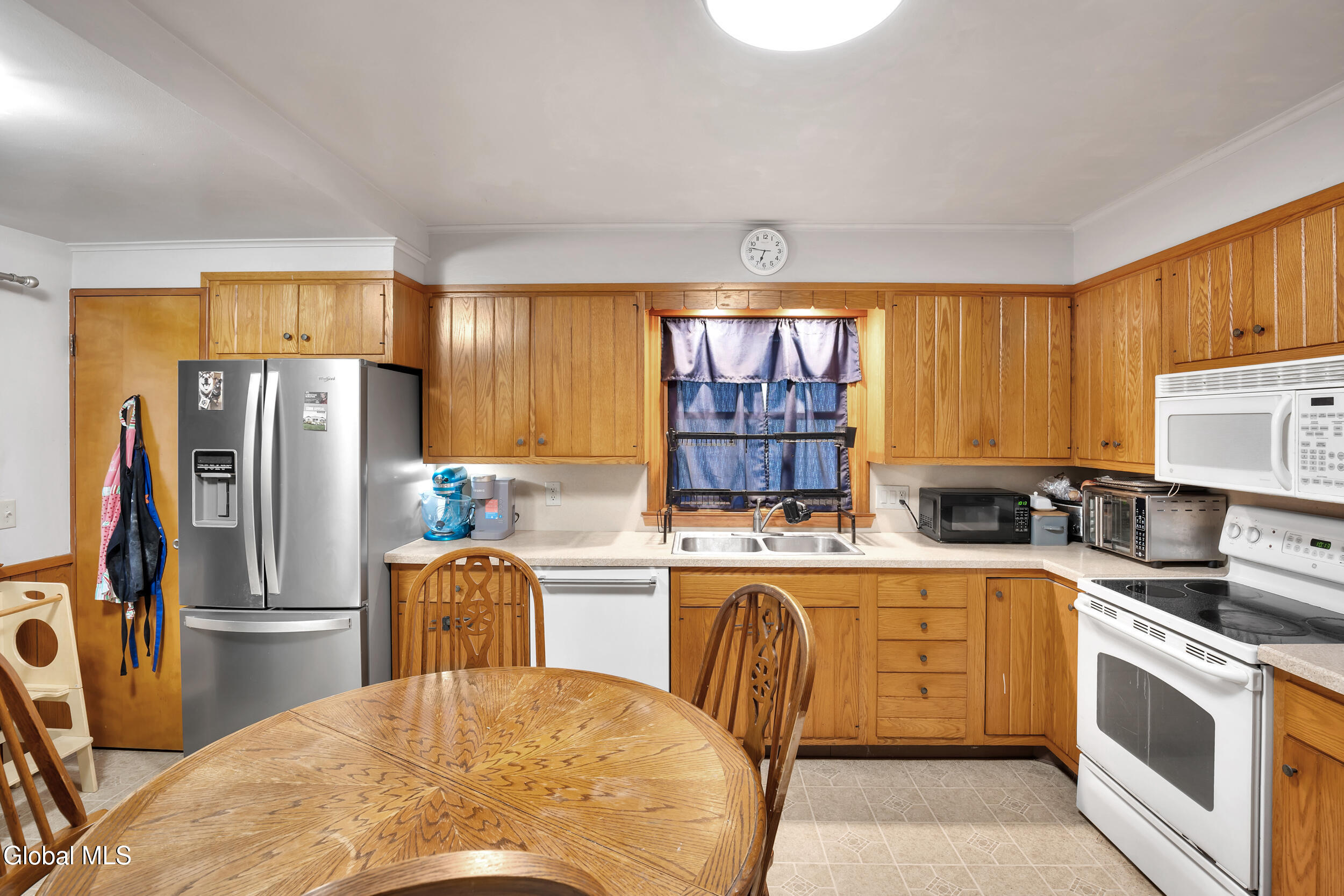 1327 Dewitt Street Schenectady, NY 12303 - Photo 14 of 45 14_1327 dewitt st