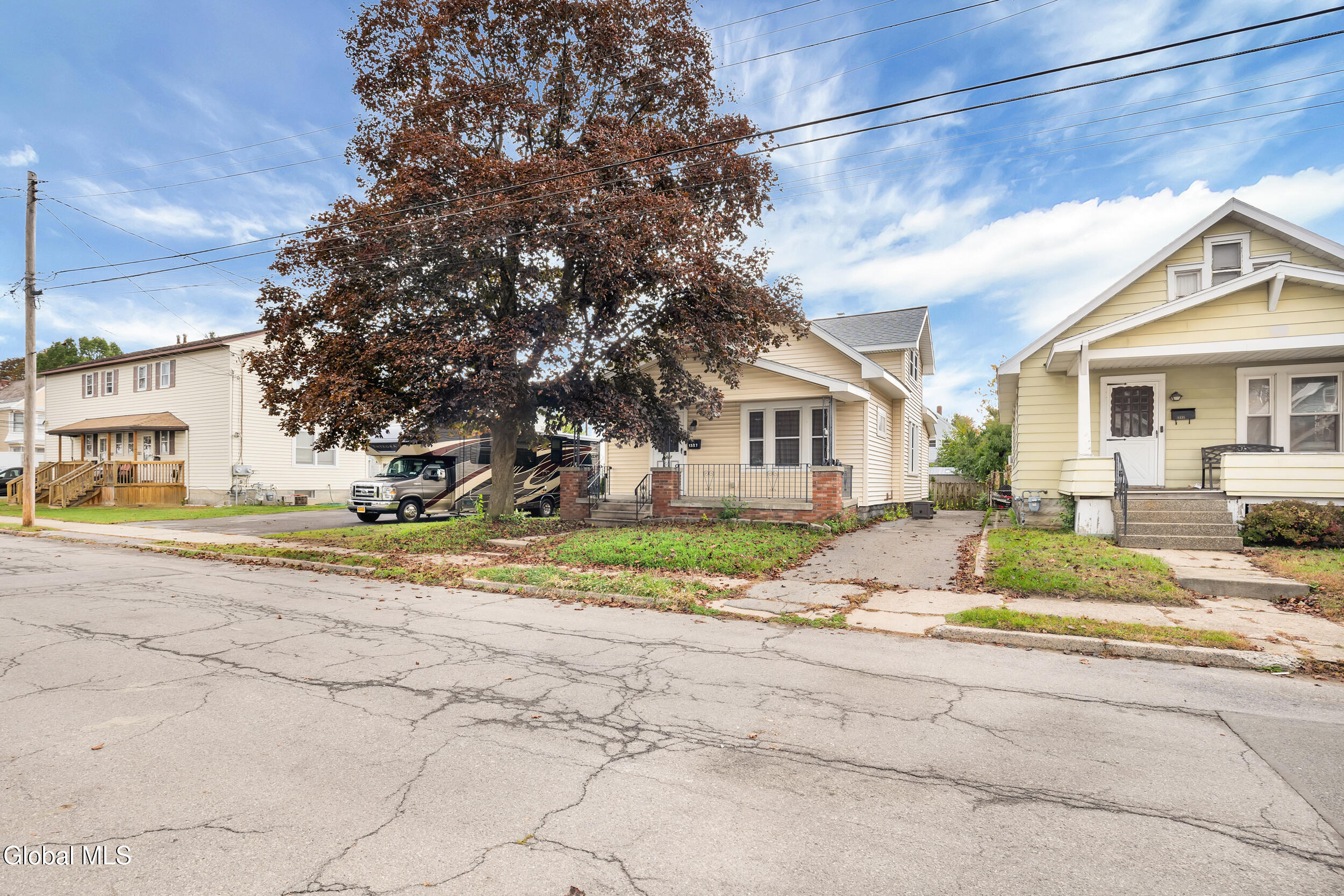 1327 Dewitt Street Schenectady, NY 12303 - Photo 5 of 45 5_1327 dewitt st