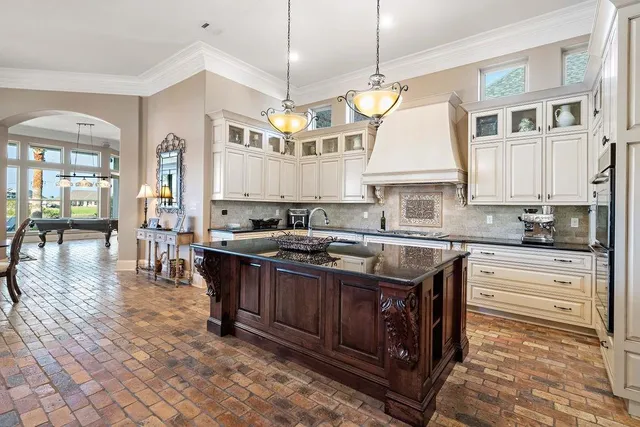 $1,350,000 | 2009 Sunset Boulevard, Slidell, LA 70461