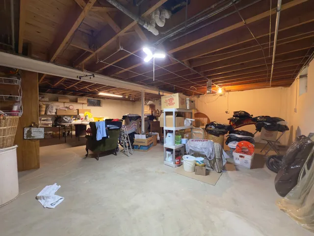 $470,000 | 548 Elm Street, Glen Ellyn, IL 60137