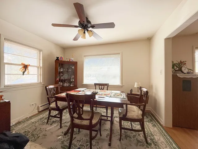 $470,000 | 548 Elm Street, Glen Ellyn, IL 60137