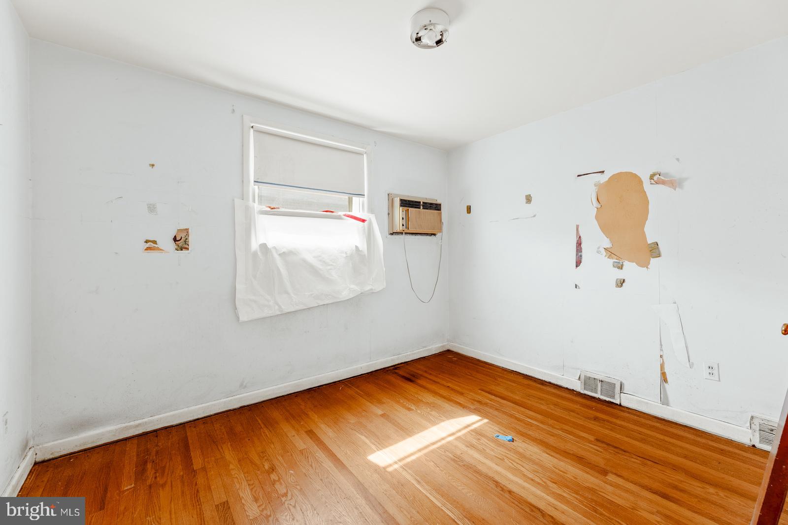1822 Fox Chase Road Philadelphia, PA 19152 - Photo 19 of 27 Gallery Image 19