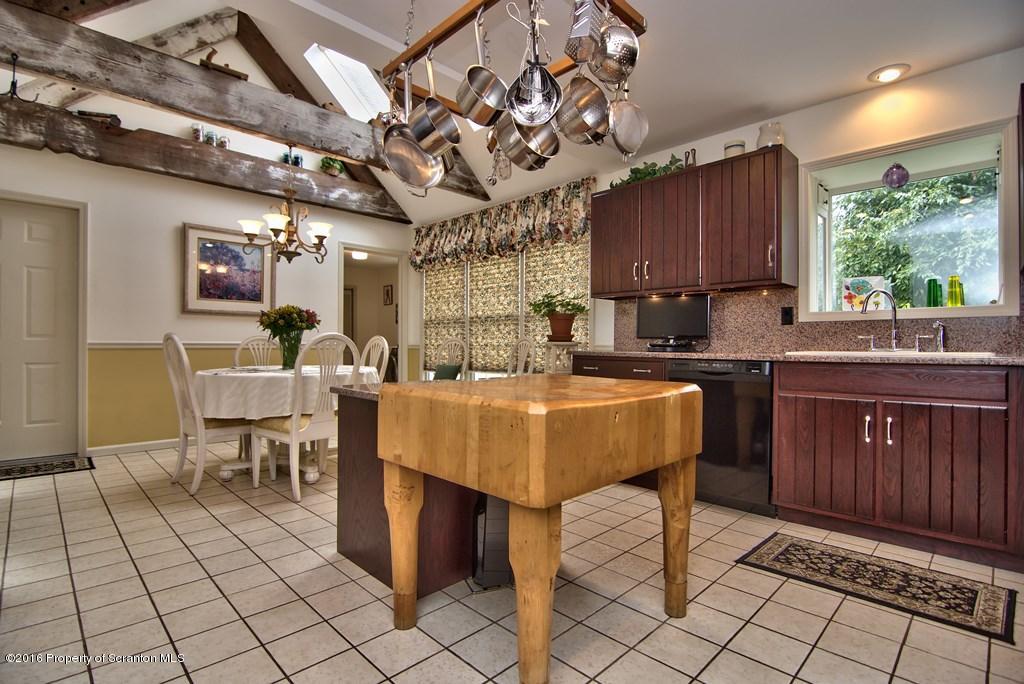 111 Craig Road Dalton, PA 18414 - Photo 11 of 37 Gallery Image 11