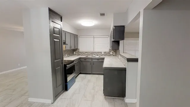 $1,600 | 4219 Dacca Drive, Houston, TX 77047