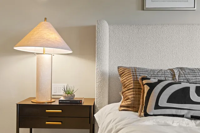 $825,000 | 1505 Summit Street, Austin, TX 78741