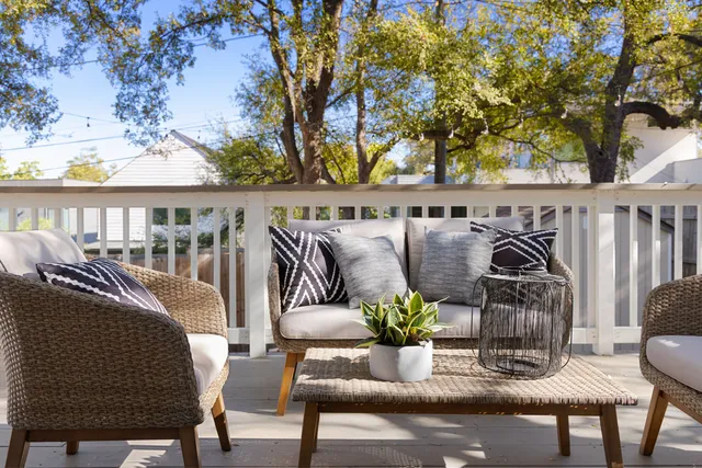 $825,000 | 1505 Summit Street, Austin, TX 78741