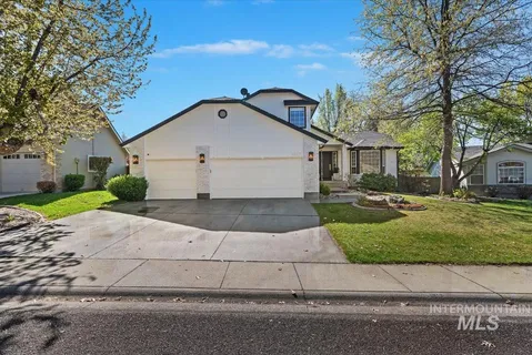 $710,000 | 1917 East Shalimar Drive, Eagle, ID 83616