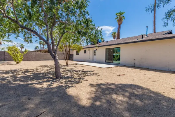 $2,500 | 16 West Geneva Drive, Tempe, AZ 85282