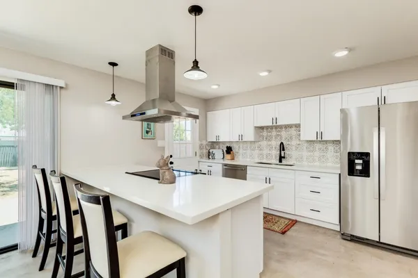 $2,500 | 16 West Geneva Drive, Tempe, AZ 85282