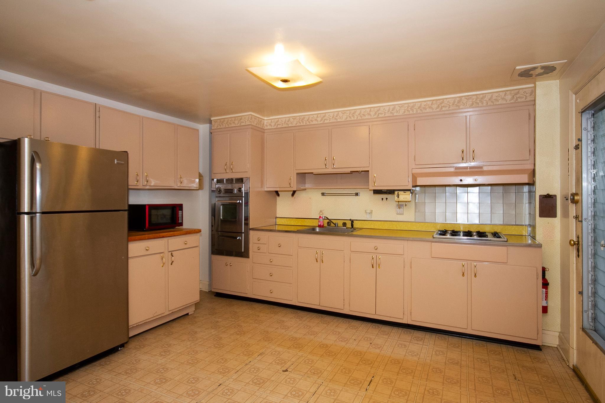 1332 Halstead Road Baltimore, MD 21234 - Photo 5 of 13 Kitchen