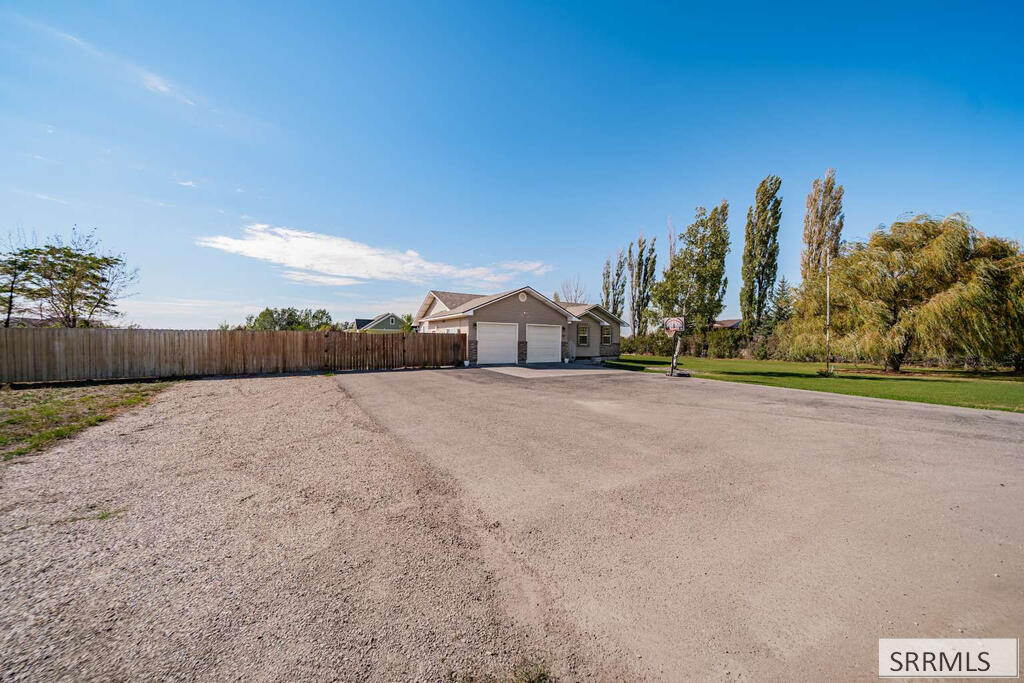 137 North 4000 East Rigby, ID 83442 - Photo 2 of 25 Gallery Image 2