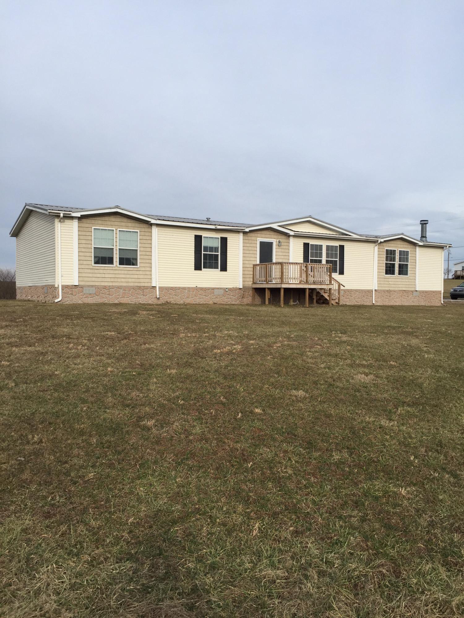 6533 Eastland Road Sparta, TN 38583 - Photo 2 of 40 image