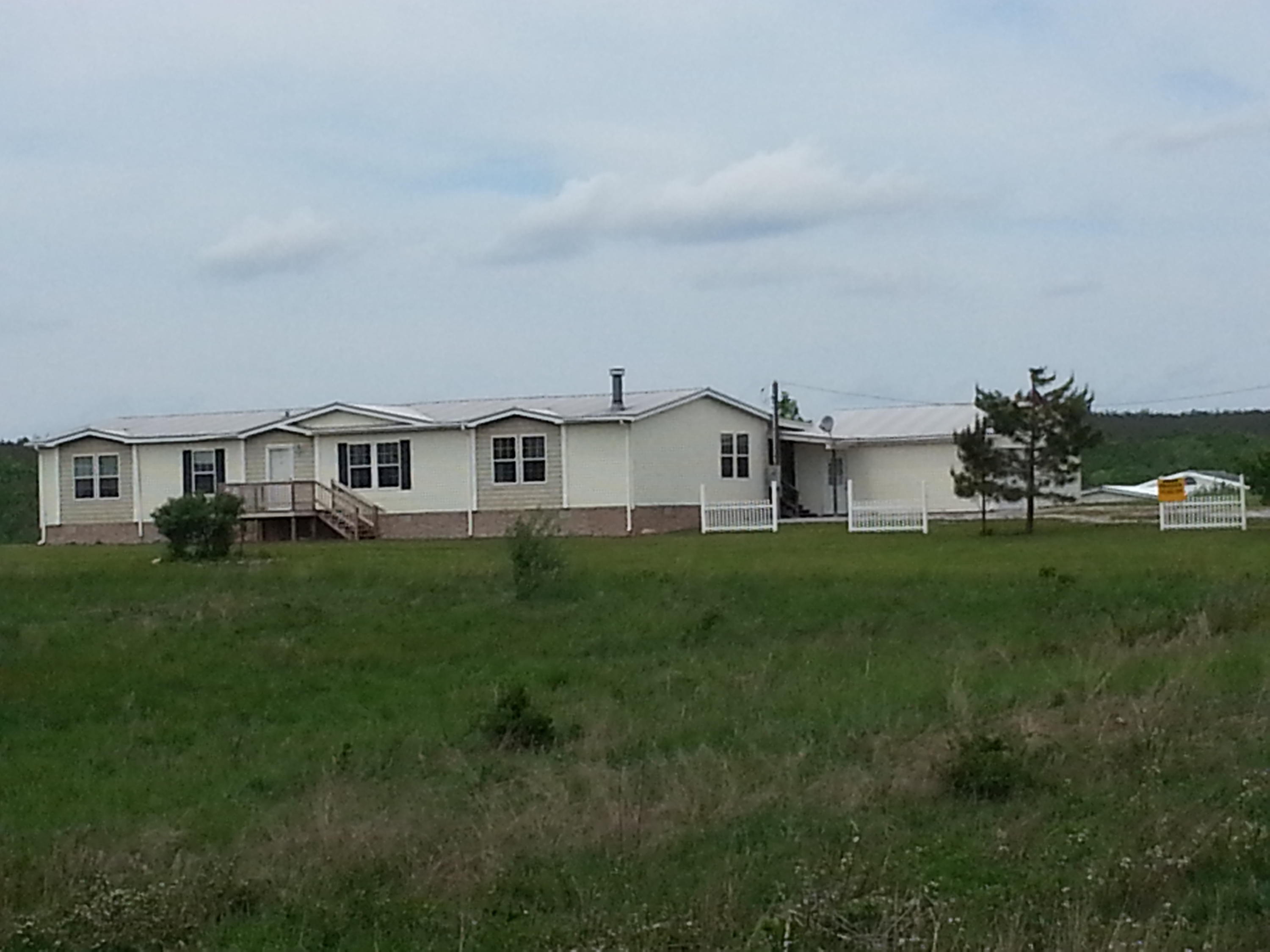 6533 Eastland Road Sparta, TN 38583 - Photo 37 of 40 Linda front