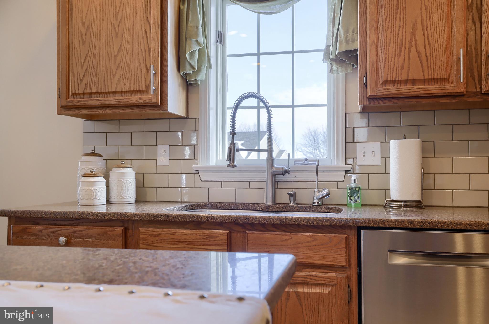 1331 Sylvan Road Lancaster, PA 17601 - Photo 11 of 86