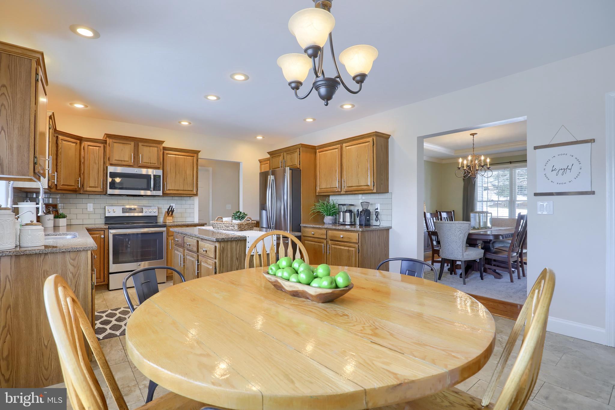 1331 Sylvan Road Lancaster, PA 17601 - Photo 5 of 86