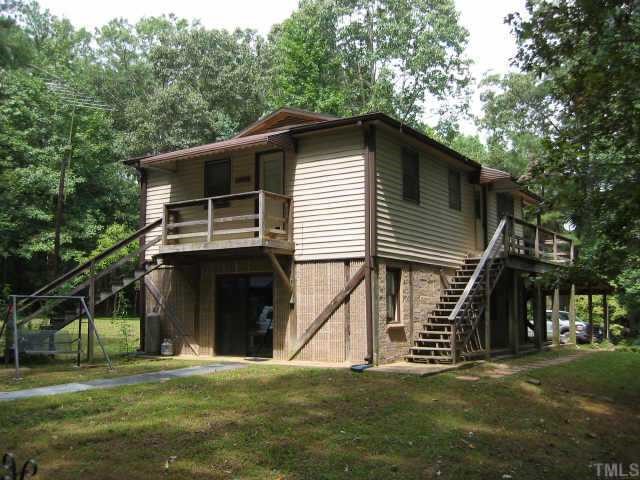 Secluded river front property with 10 acres
