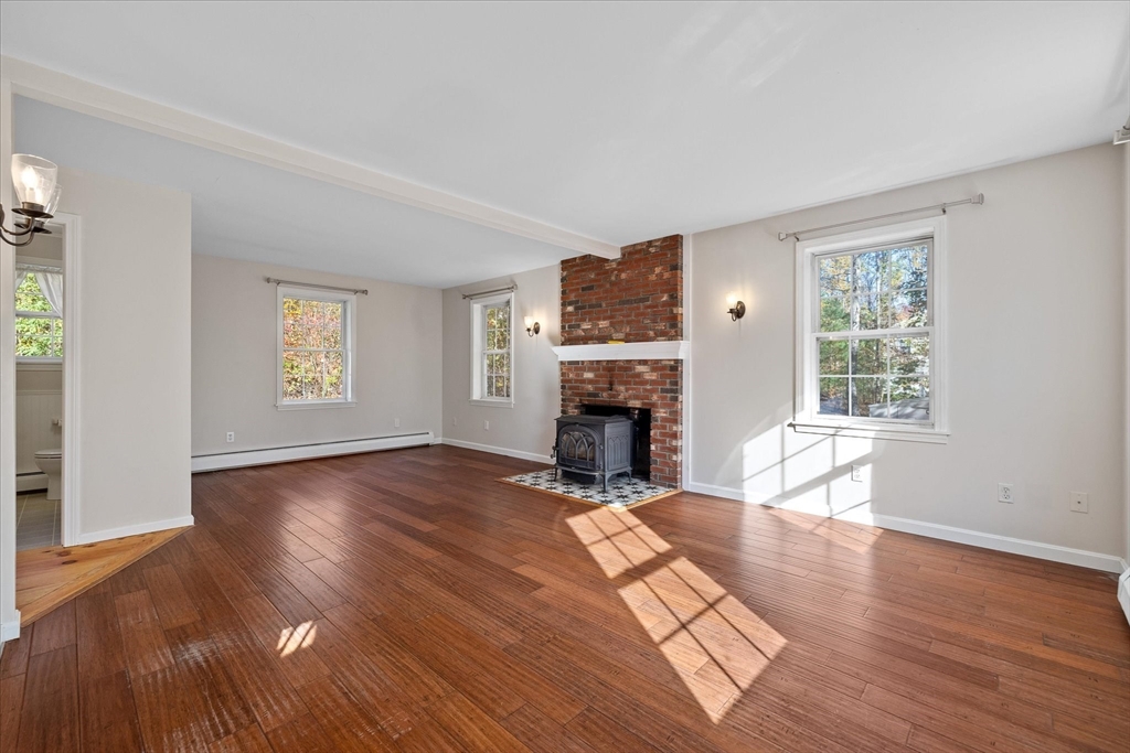9 Town Farm Road North Brookfield, MA 01535 - Photo 5 of 33 Gallery Image 5