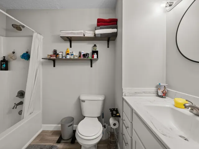 $279,900 | 205 Windy Park Drive, McEwen, TN 37101