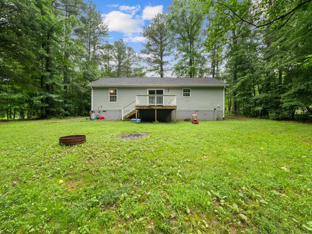 $279,900 | 205 Windy Park Drive, McEwen, TN 37101